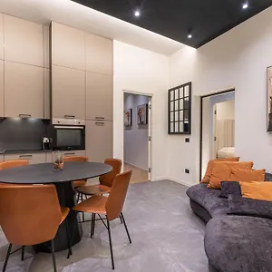 https://apt-moscova-luxury-in-brera-wifi.it-lombardy.com